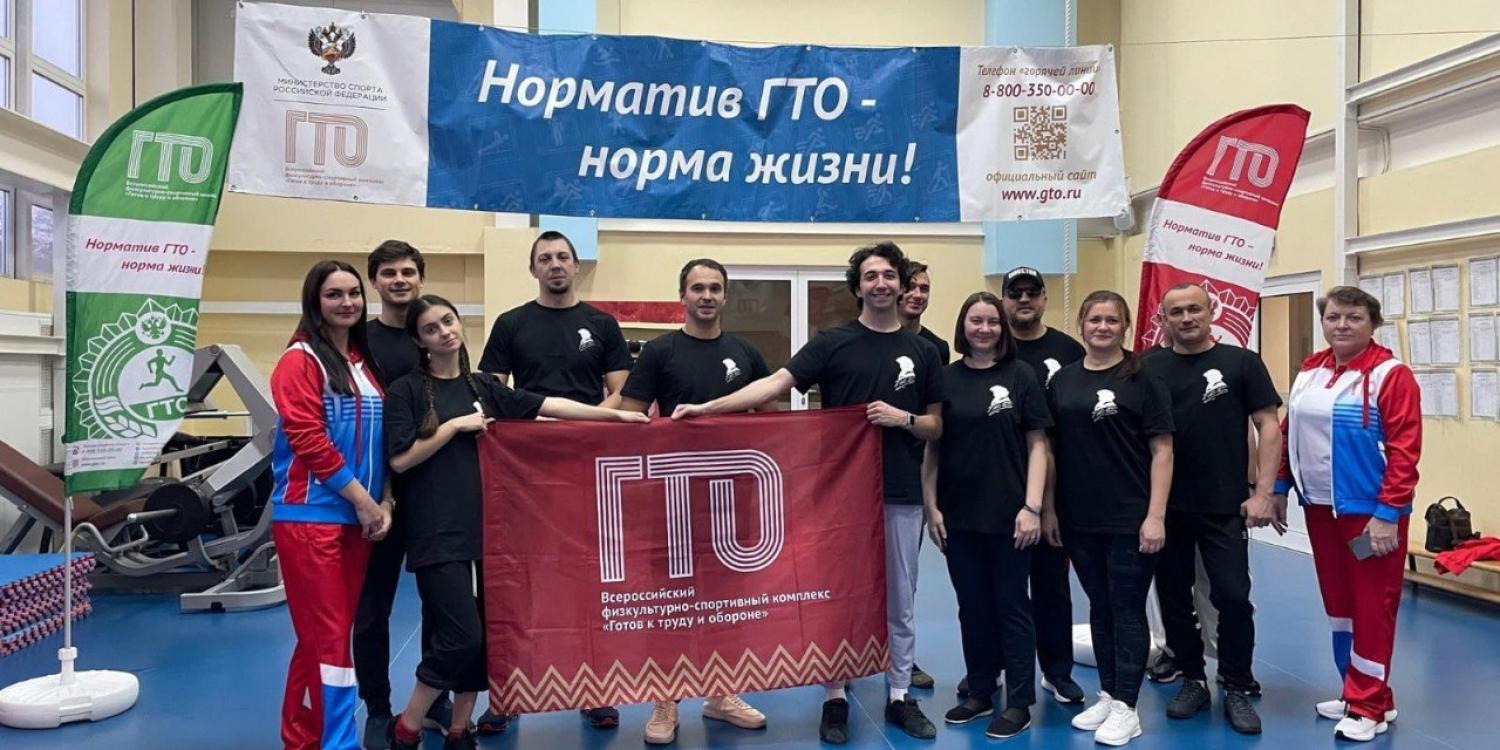 Артисты Брянского областного театра драмы выполнили нормы ГТО