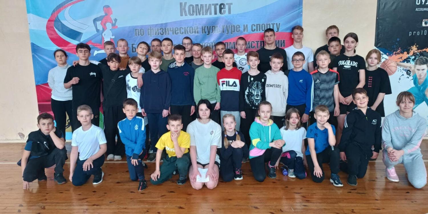 Представители Брянской спортшколы олимпийского резерва по борьбе сдали нормативы ГТО